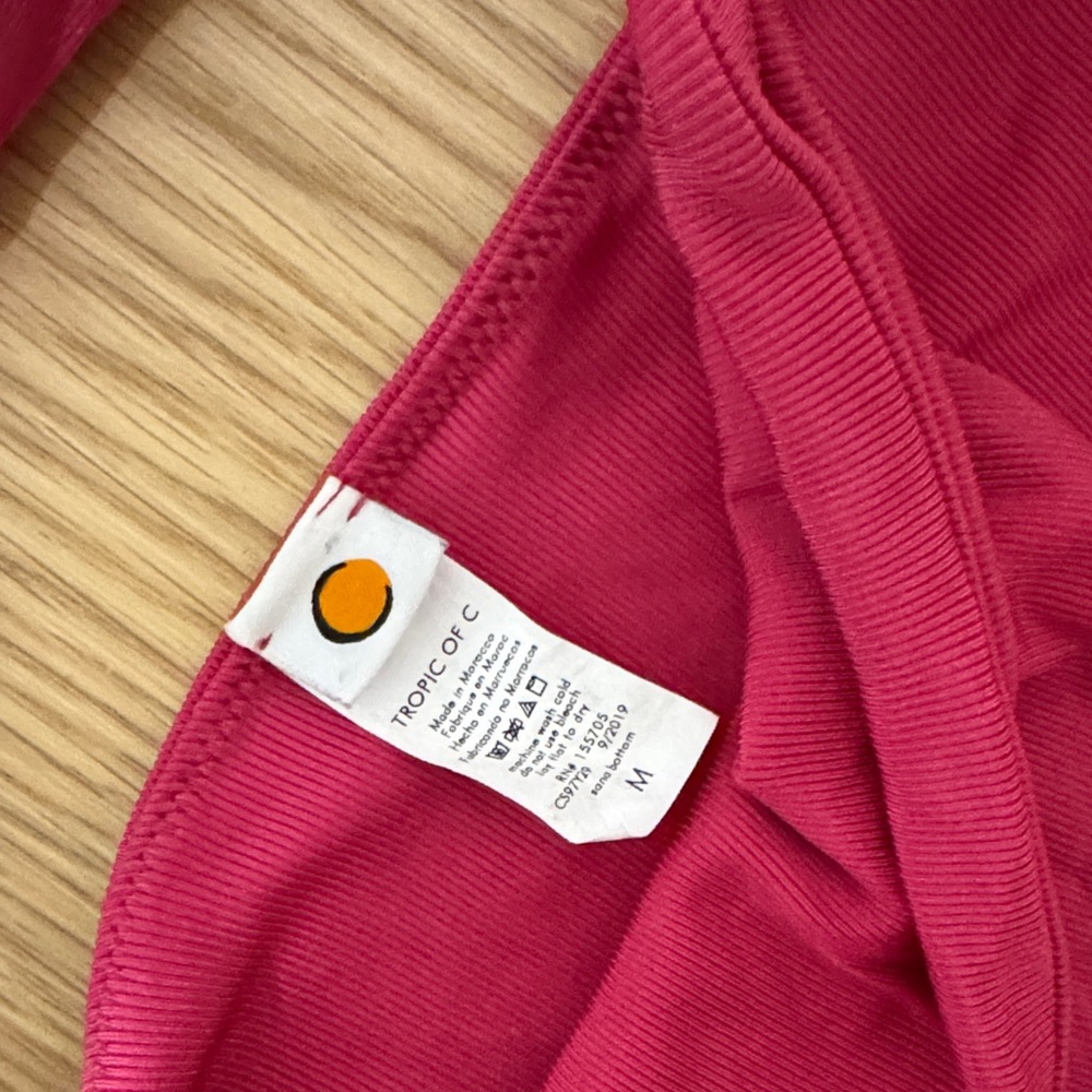 Women’s Magenta Bandeau Bikini Set - Unbranded - Picture 3 of 4